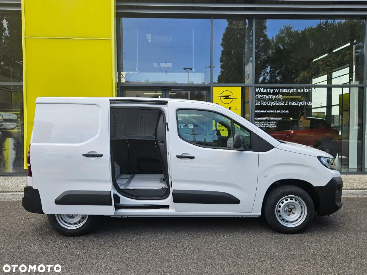 Opel Combo Cargo XL 1.2 110KM MT6 - 4