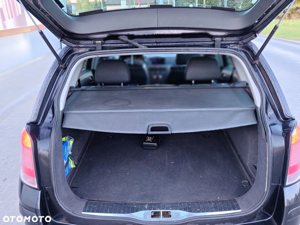 Opel Astra 1.7 CDTI Cosmo - 10