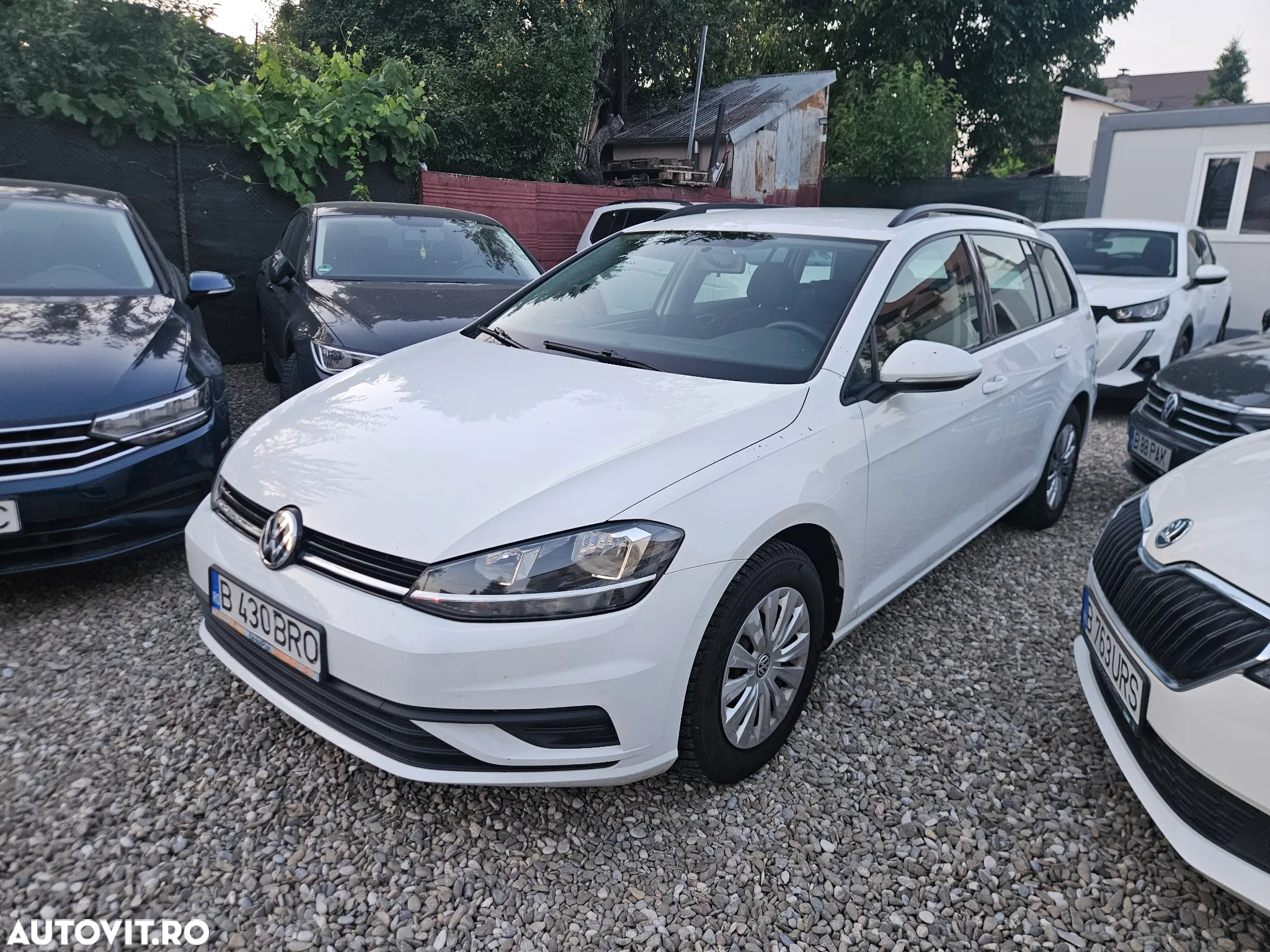 Volkswagen Golf 1.0 TSI Trendline - 2