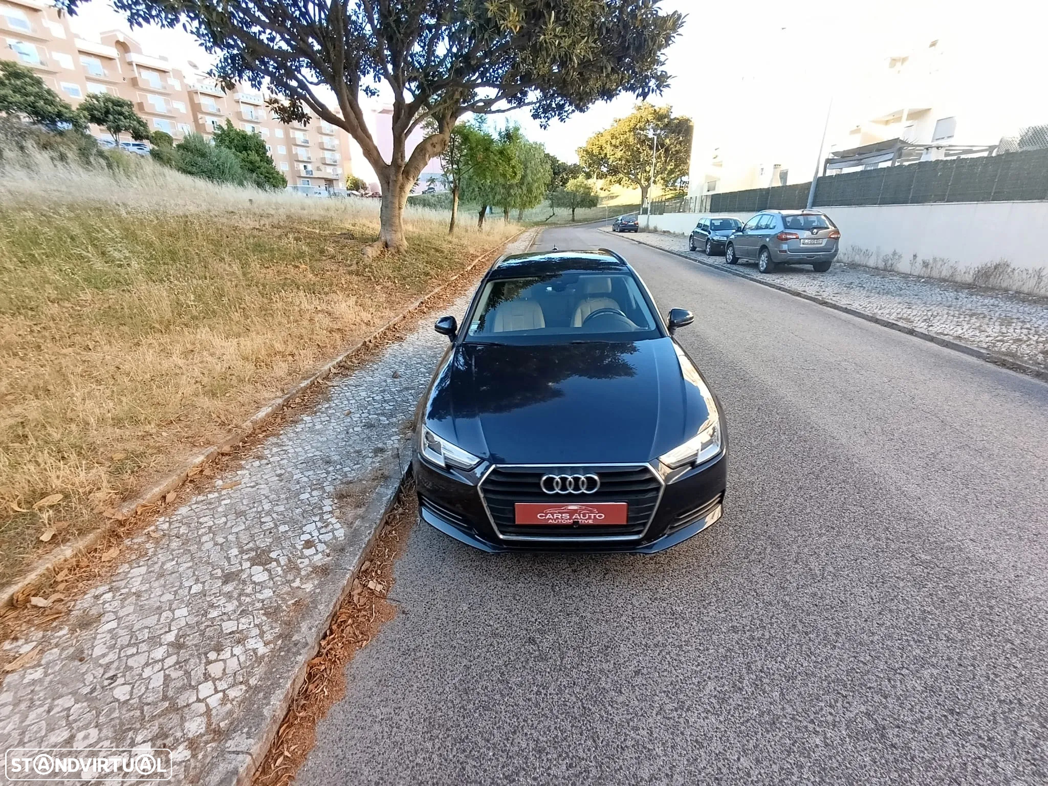 Audi A4 Avant 2.0 TDI exclusive - 33