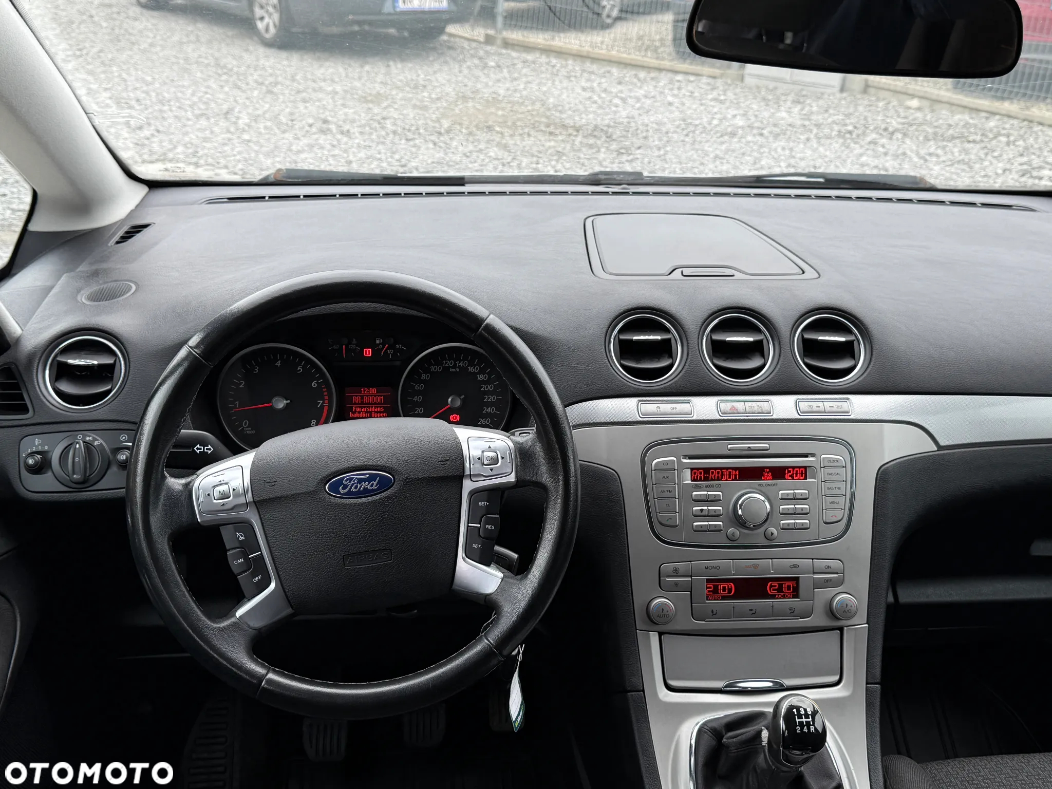 Ford S-Max - 28
