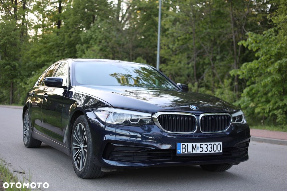 BMW Seria 5 530i xDrive Luxury Line sport - 13
