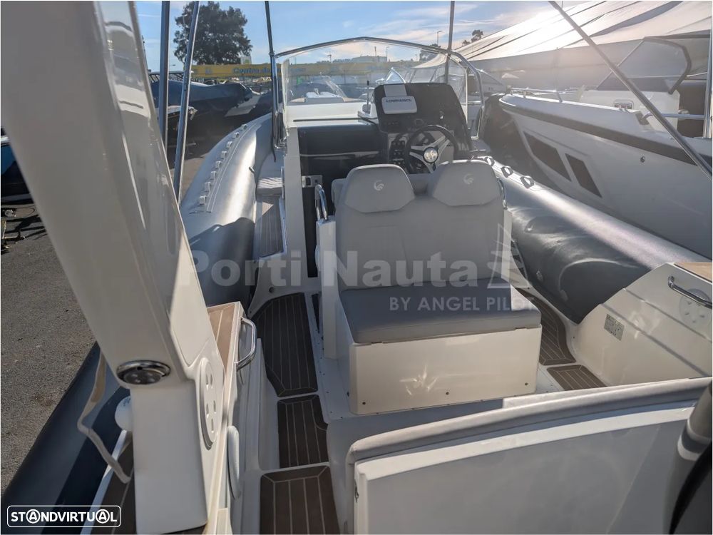 Capelli Tempest 850 Open - 15