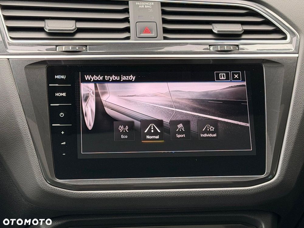 Volkswagen Tiguan 2.0 TDI SCR 4Mot Elegance DSG - 38
