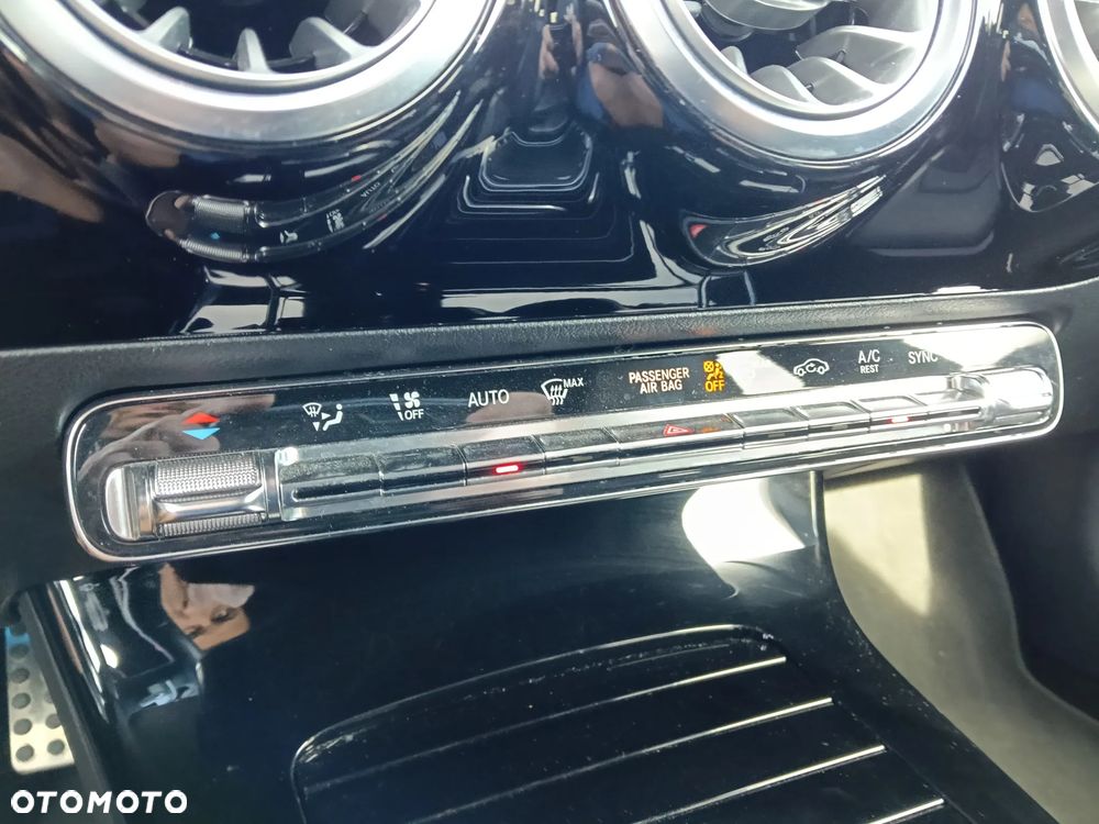 Mercedes-Benz CLA 180 d 7G-DCT AMG Line - 26