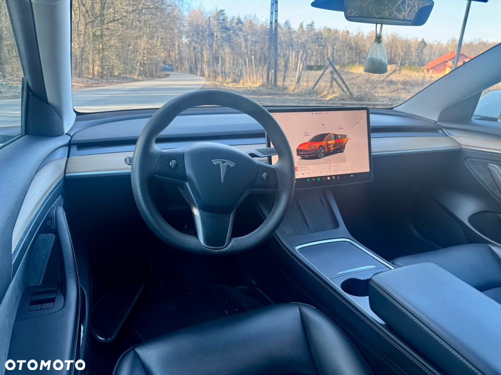 Tesla Model 3 - 27