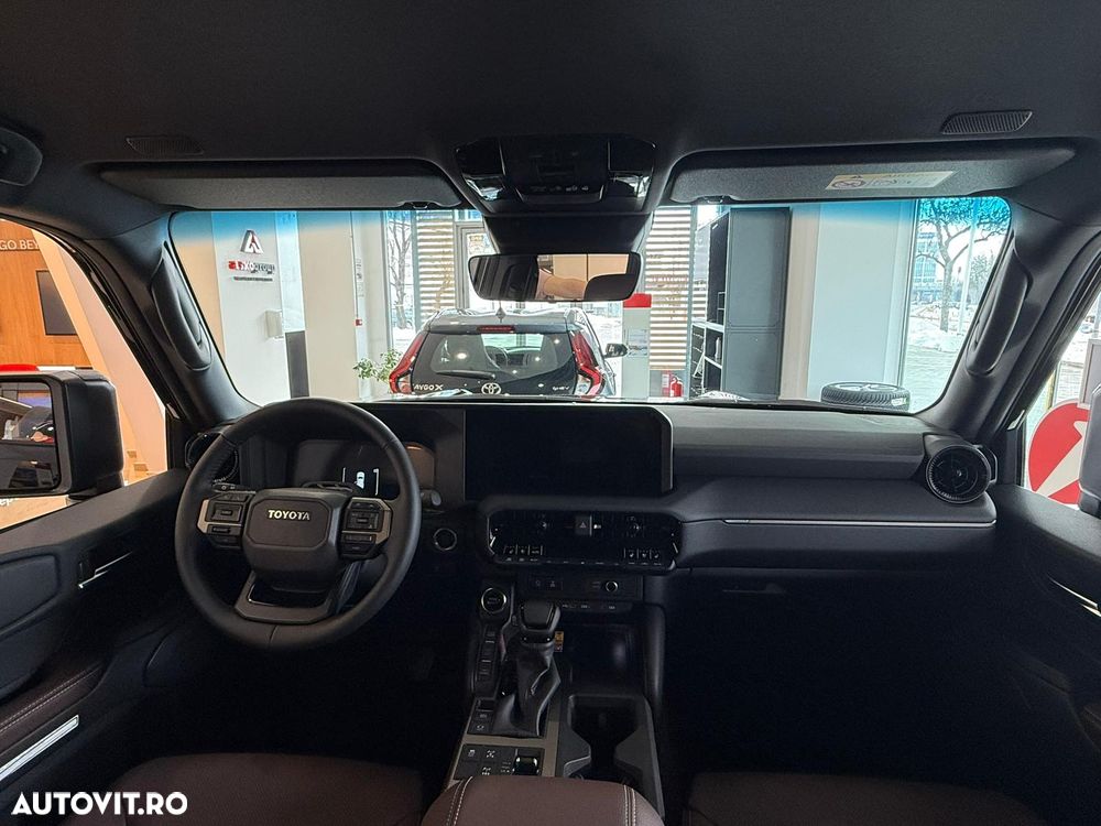 Toyota Land Cruiser 2.8l D-4D 204 CP A/T 7 locuri Executive - 26