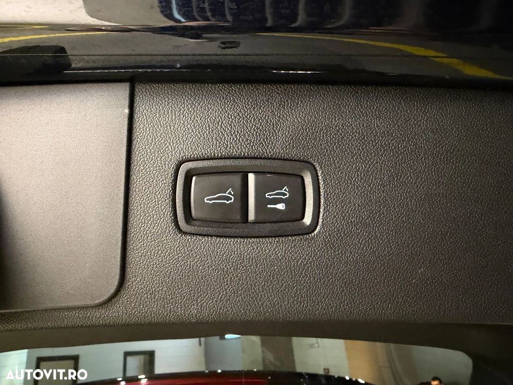 Porsche Cayenne E-Hybrid Tiptronic S Platinum Edition - 35