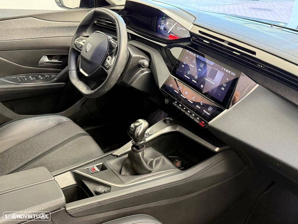 Peugeot 308 1.2 PureTech Allure - 16