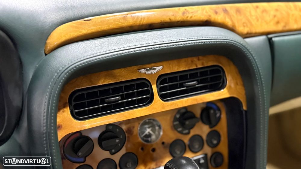 Aston Martin DB7 Vantage Coupé - 27