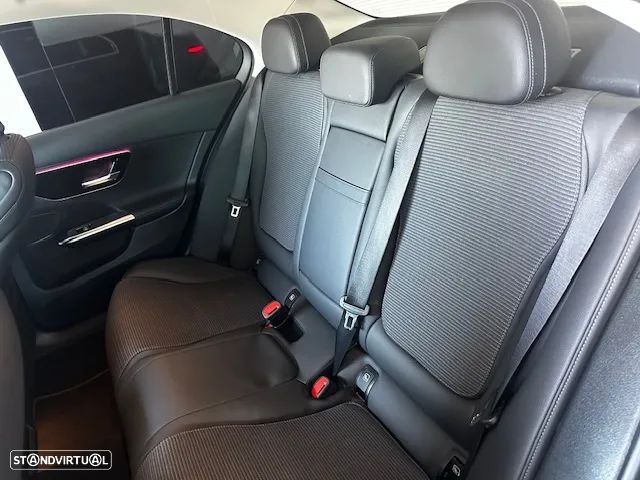 Mercedes-Benz C 300 de Avantgarde - 15