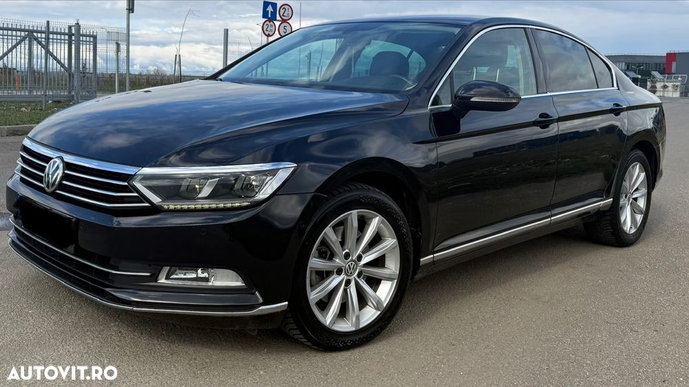 Volkswagen Passat 2.0 TDI DSG Highline - 25