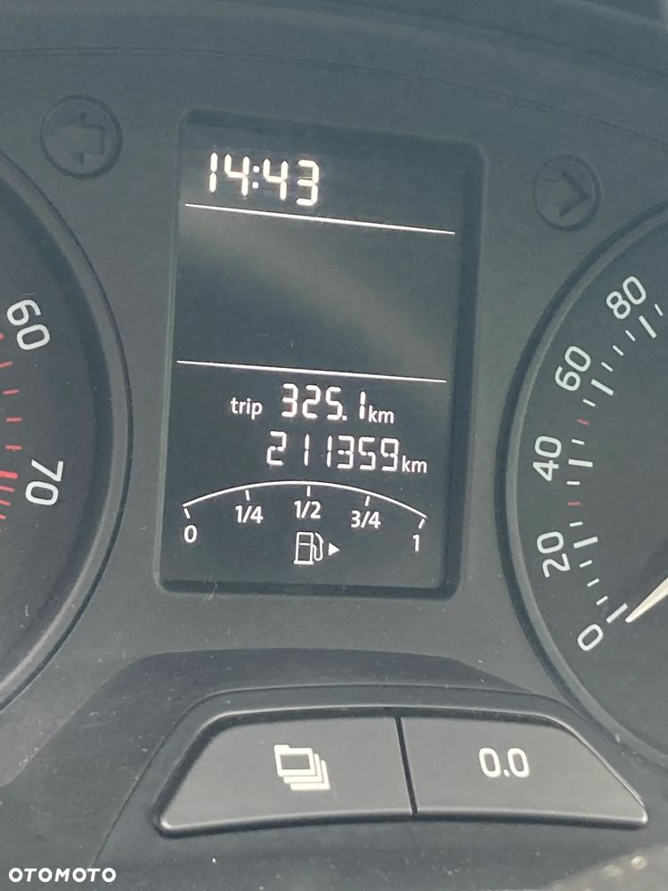 Skoda RAPID 1.2 TSI Active - 6