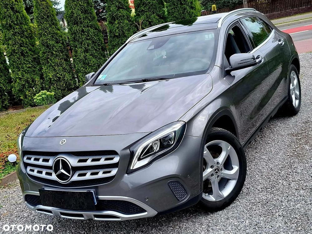 Mercedes-Benz GLA - 1