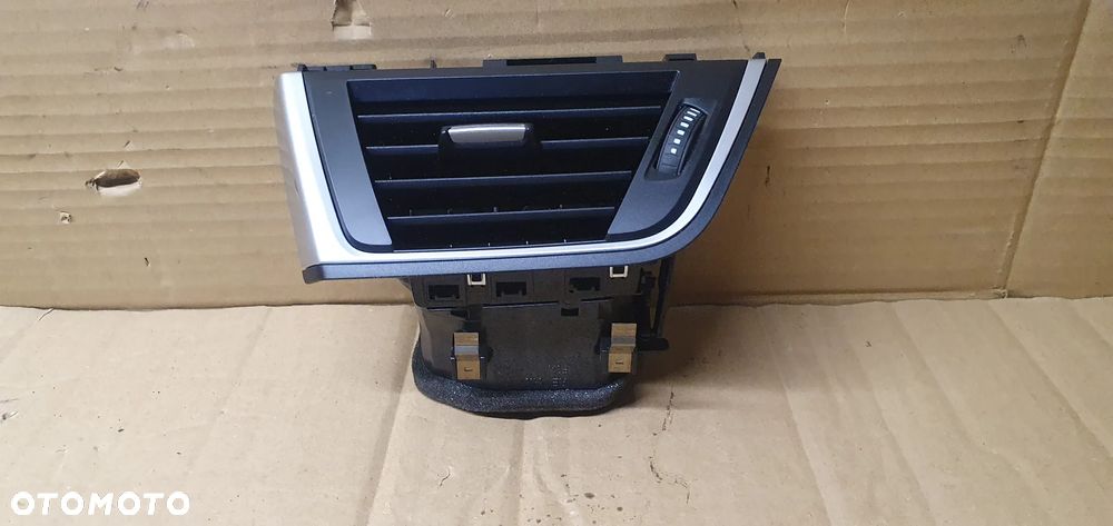 Kratka nawiewu powietrza prawy przód BMW 3 F30 9346225 - 3