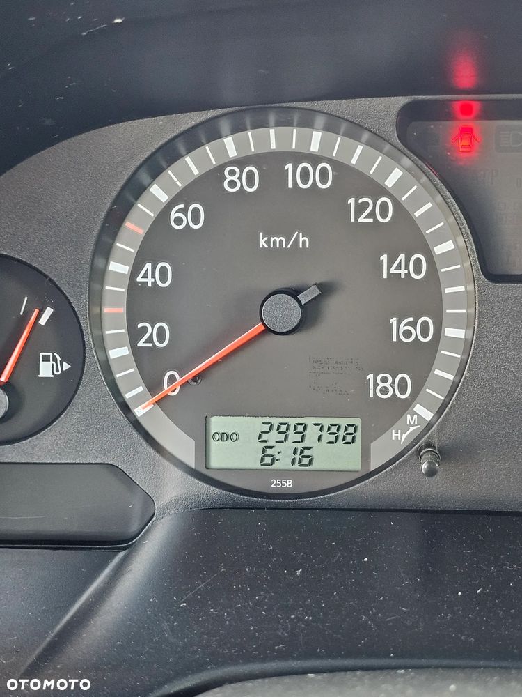 Nissan Patrol 3.0 TDI Elegance - 12