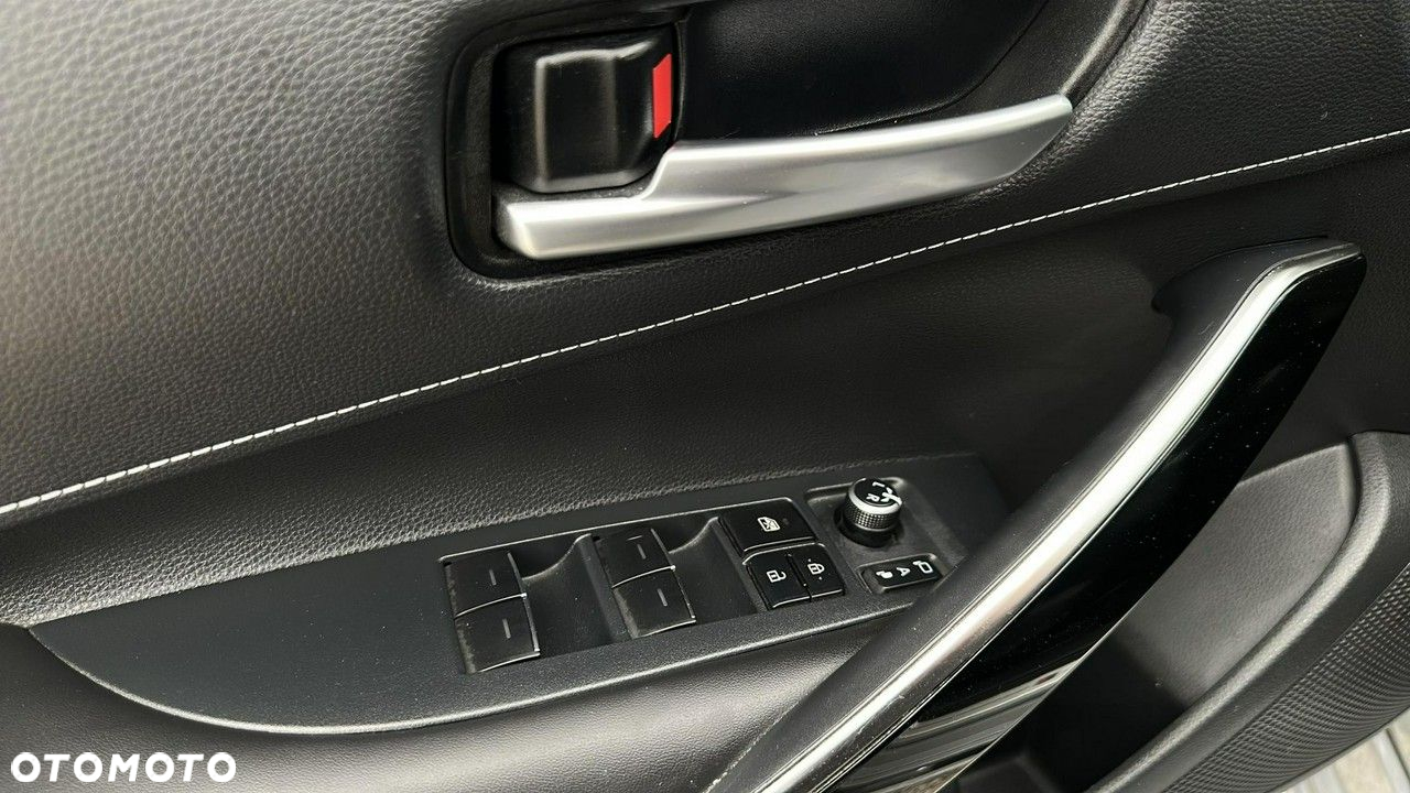 Toyota Corolla 2.0 Hybrid GR Sport - 13