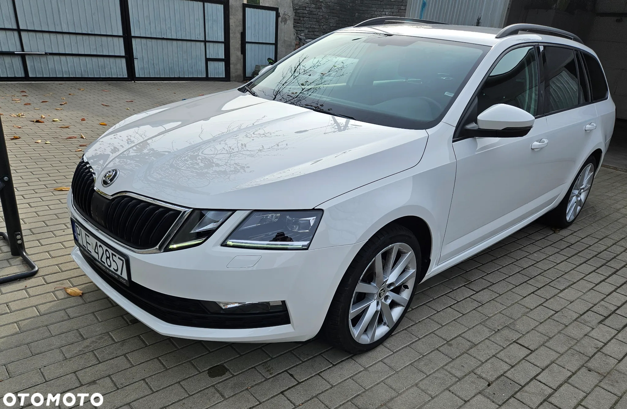 Skoda Octavia 2.0 TDI DSG Soleil - 8