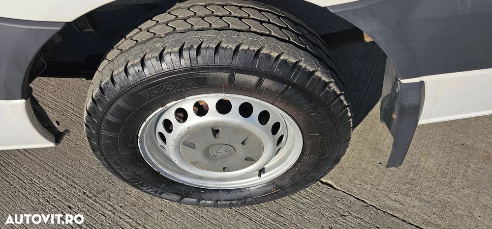 Volkswagen Crafter 2.5 TDi - 17