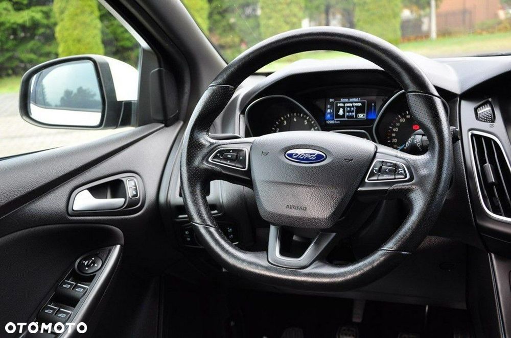 Ford Focus 1.5 EcoBoost STart-Stopp-System ST-LINE - 33