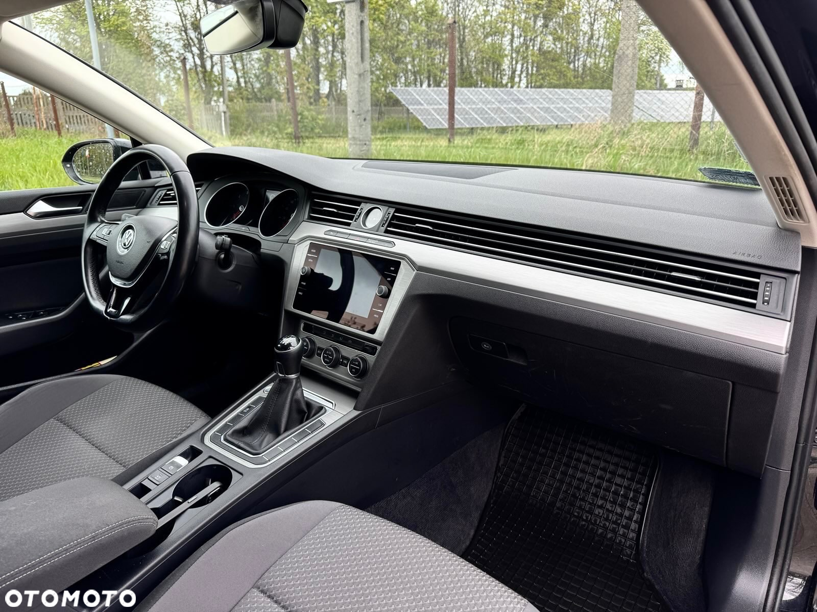 Volkswagen Passat 2.0 TDI SCR Comfortline - 10