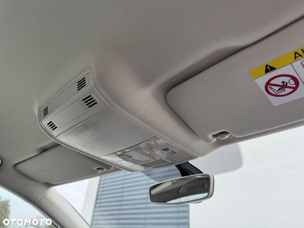 Volkswagen Passat Variant 2.0 TDI (BlueMotion Technology) Comfortline - 33