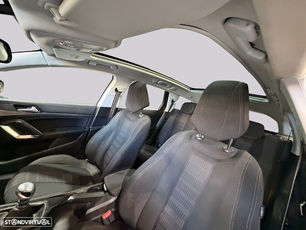 Peugeot 308 SW - 18