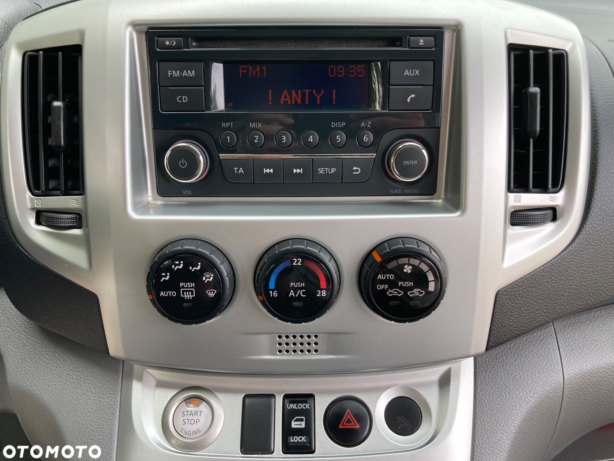 Nissan NV200 Evalia 1.5 Premium - 27