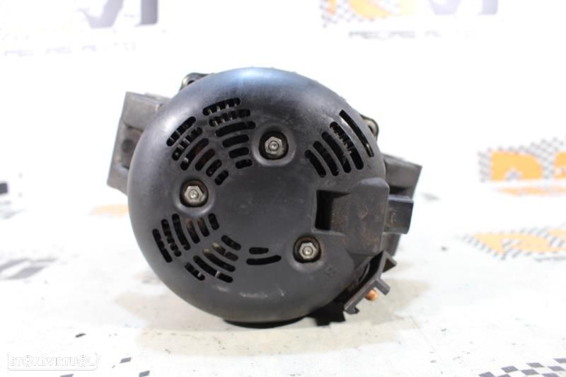 Alternador Bmw 1 (E87)  7550468 / 12317550468/ 1042106021 - 3