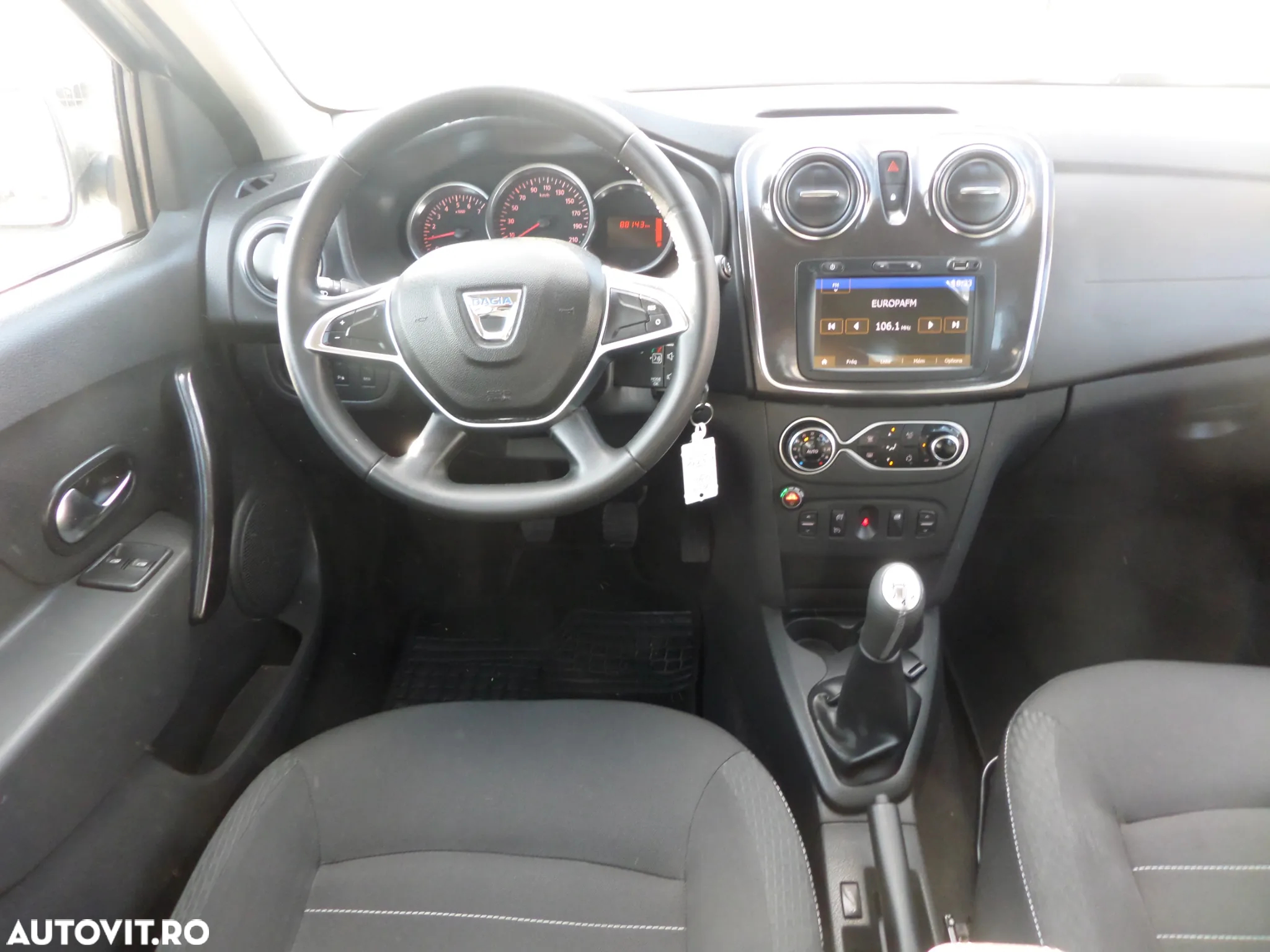 Dacia Logan - 27