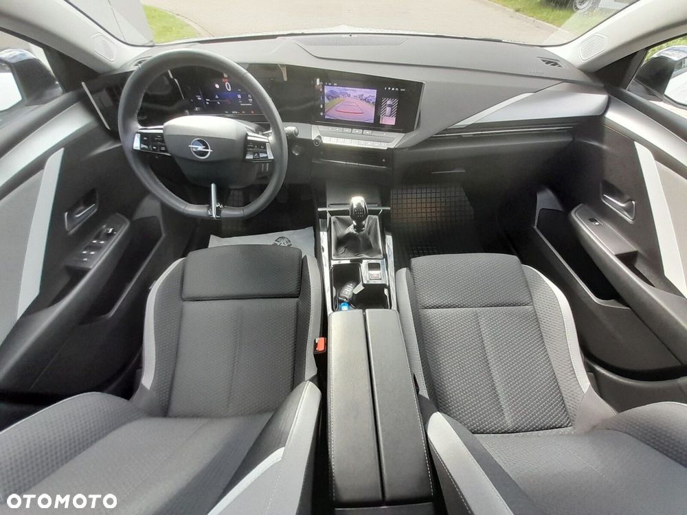 Opel Astra 1.2 T Elegance S&S - 18