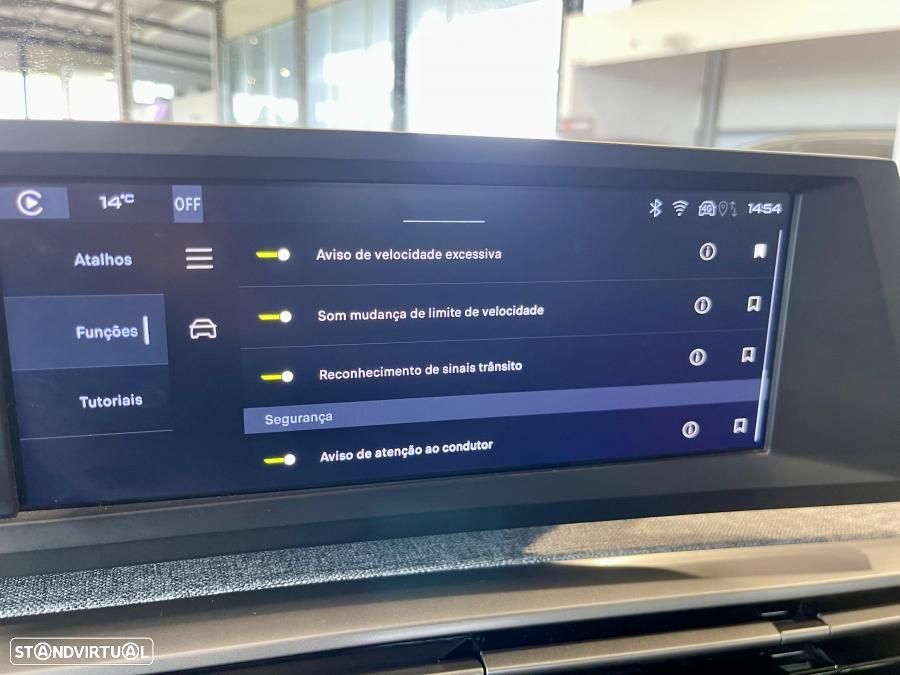 Peugeot 3008 1.2 Hybrid Allure e-DCS6 - 23