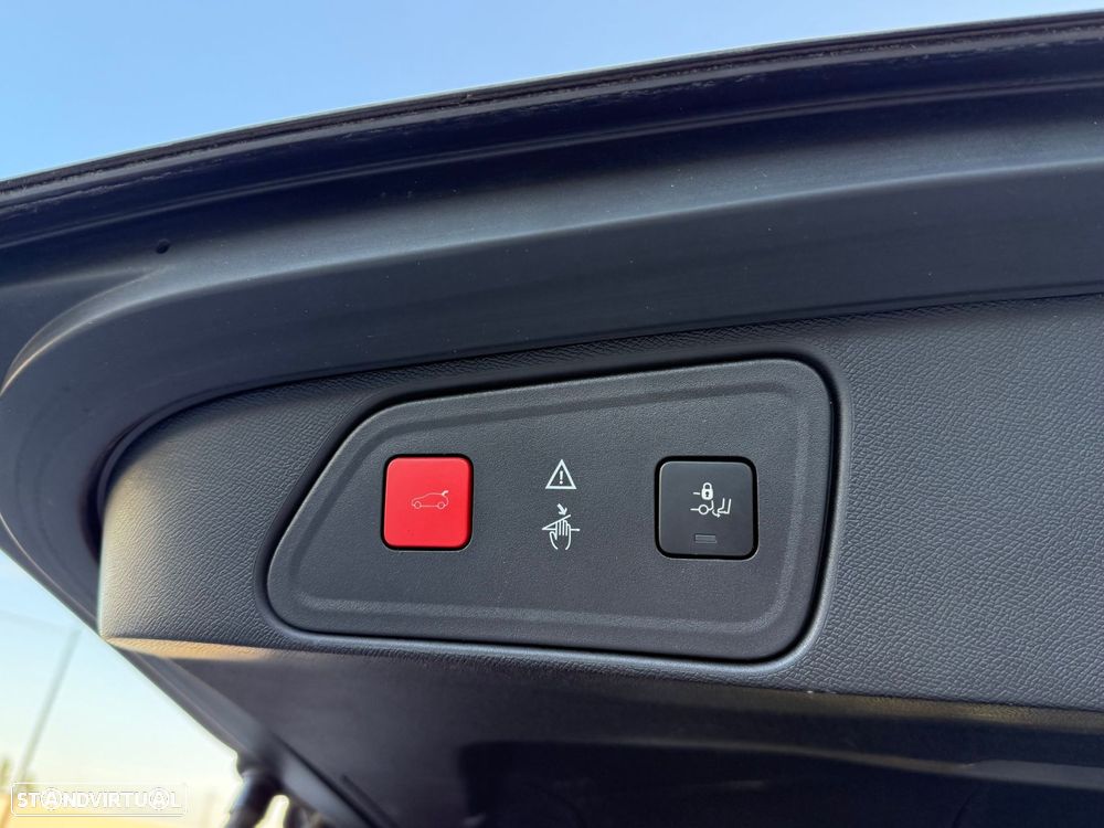 Peugeot 3008 1.5 BlueHDi GT Line EAT8 - 24