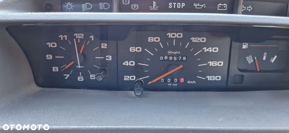 Peugeot 205 1.4 SR - 9