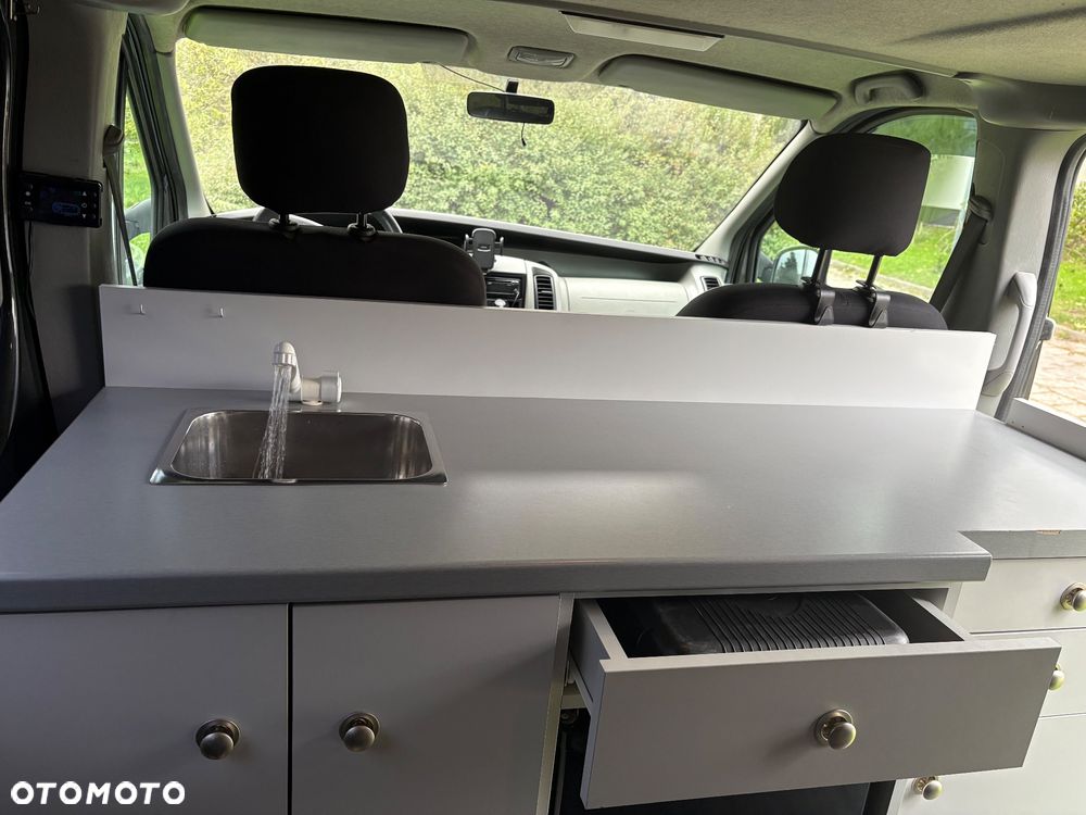 Opel Vivaro - 24