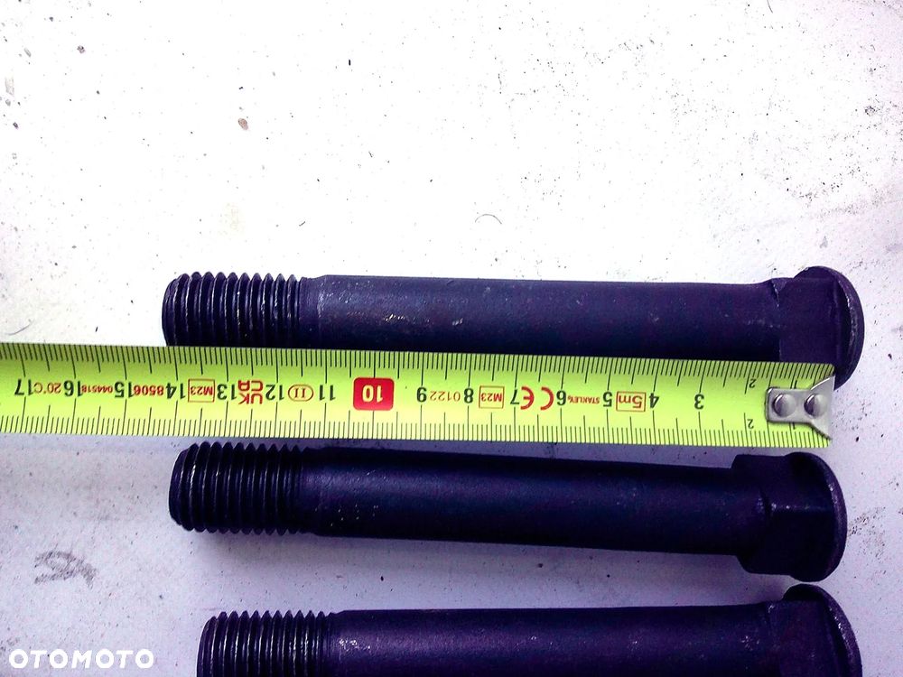 śruba zamkowa do maszyn rolniczych pługa S   L140 12,9 18 - 6