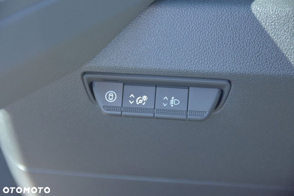 Renault Master Furgon L3H2 2.0 150KM Brygadówka 7 os. - 19