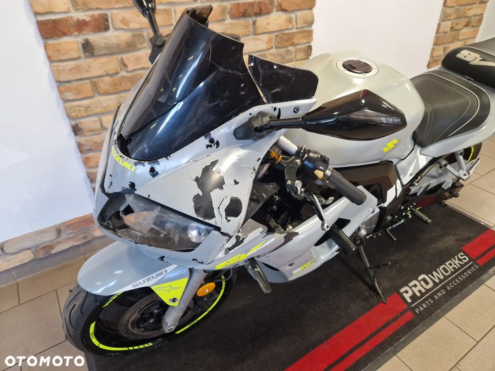 Suzuki SV - 18