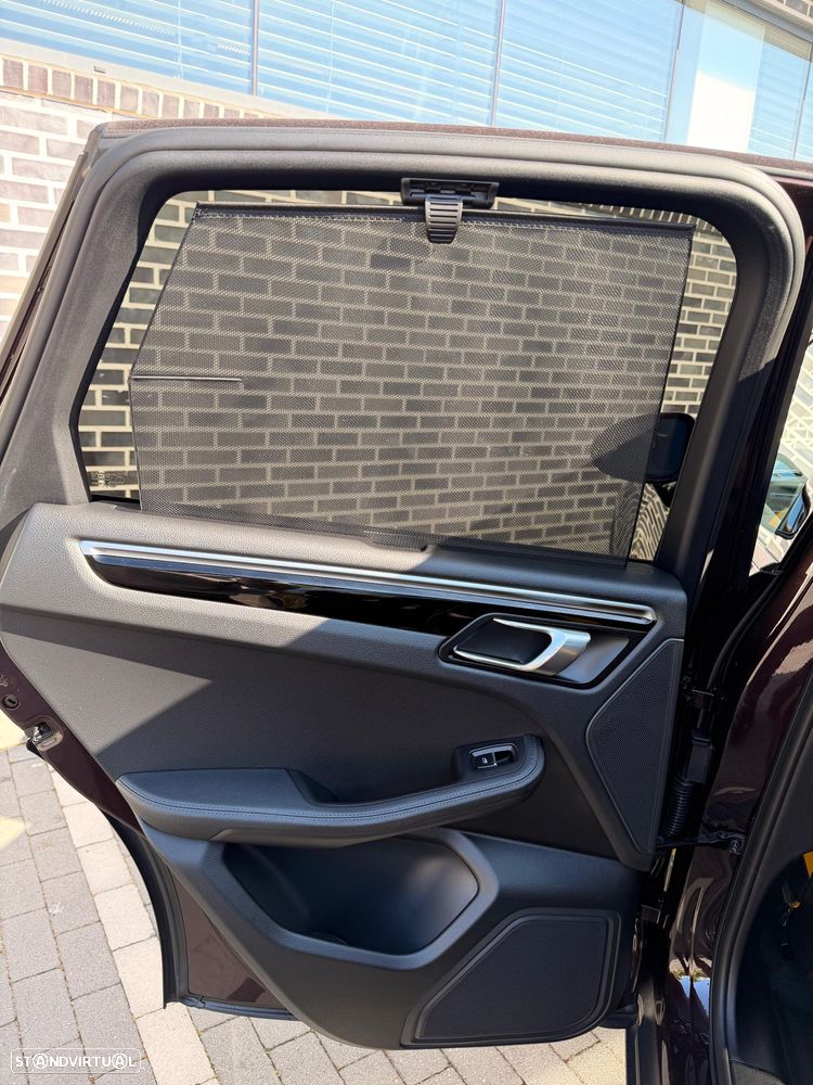 Porsche Macan T - 19
