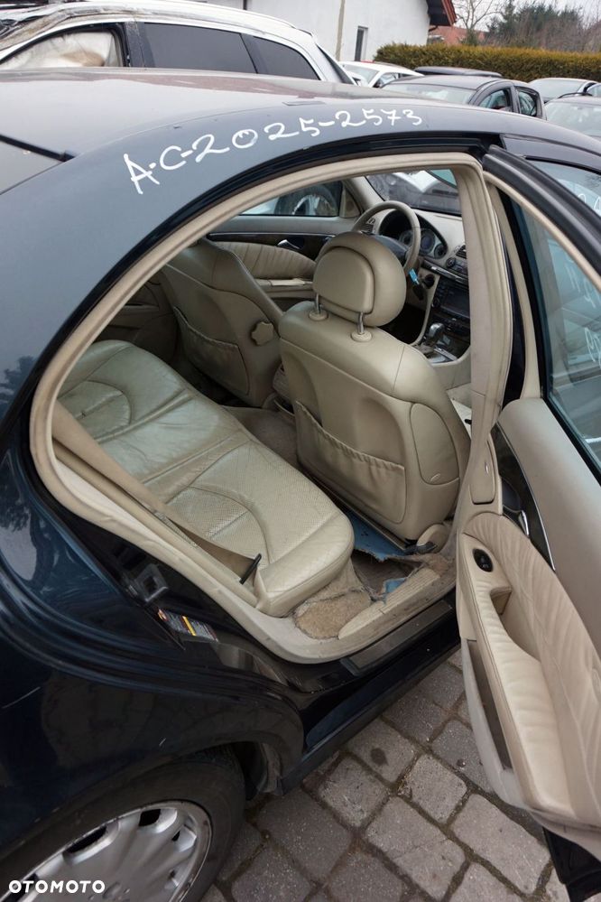 MERCEDES E-KLASA W211 SEDAN 2003 189 2.7 CDI OM647961 177KM 722640  ZIELONY na części - 14