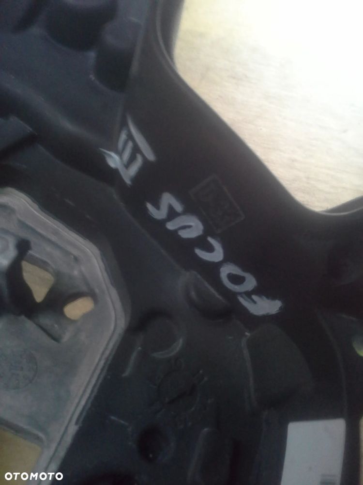 Ford Fokus MK3 kierownica - 3