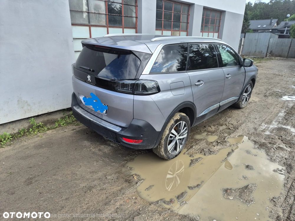 Peugeot 5008 - 3