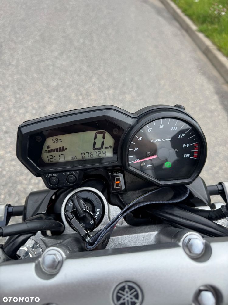 Yamaha FZ6 - 8