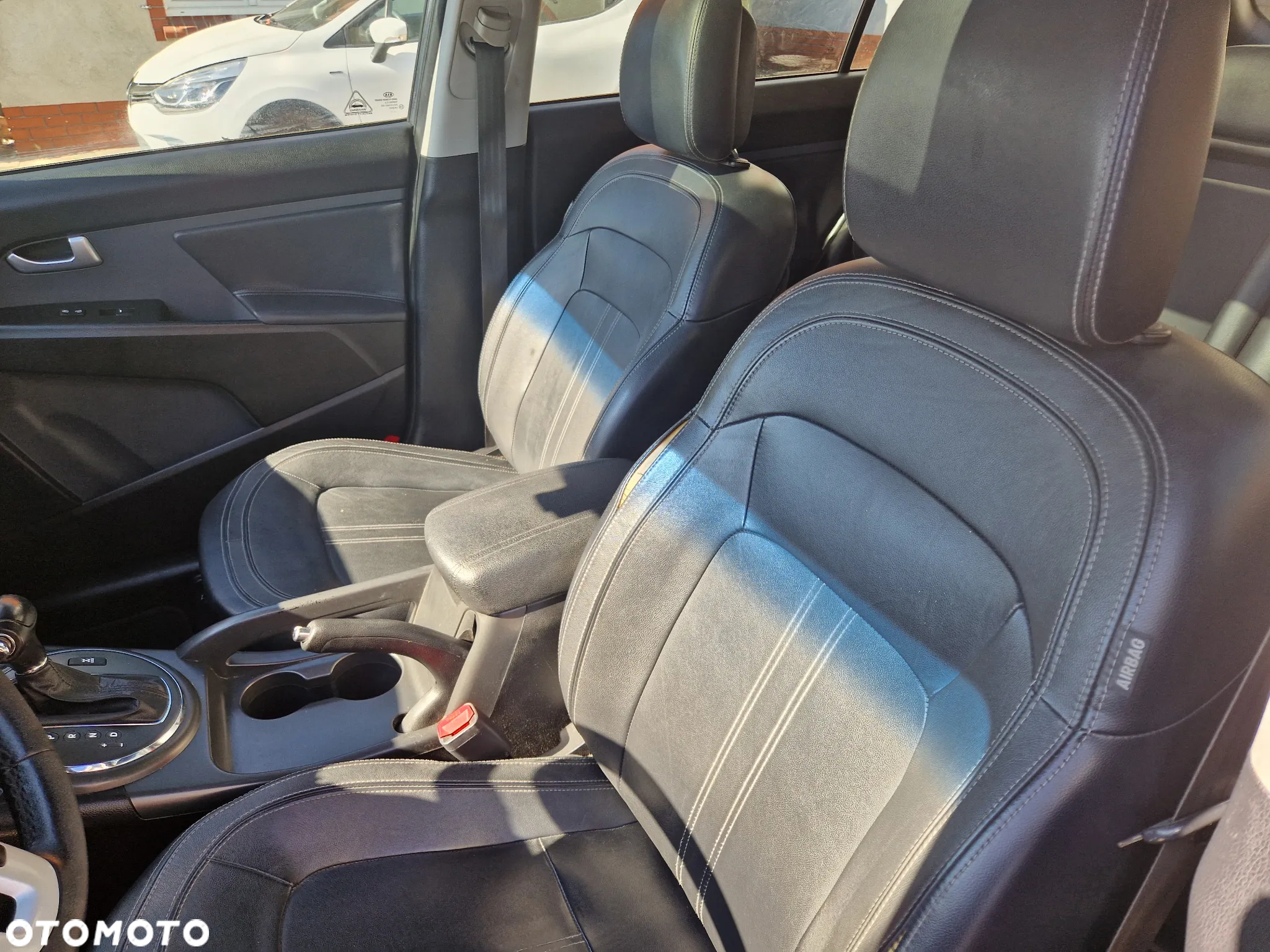 Kia Sportage 2.0 CRDI AWD Dream-Team Edition - 22