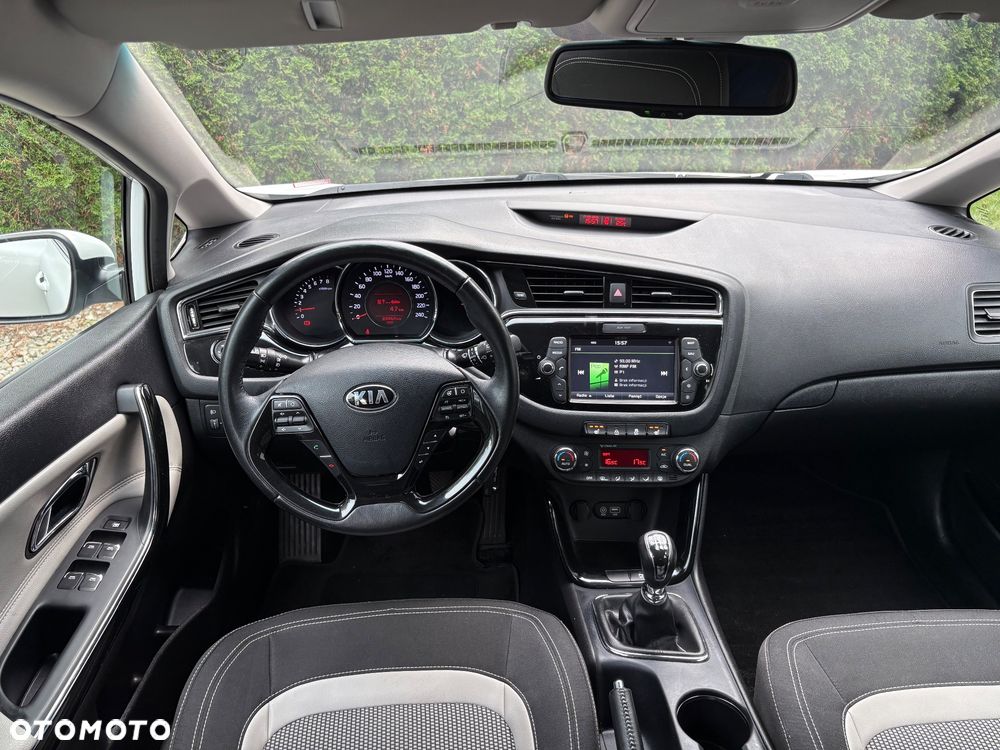 Kia Ceed 1.6 GDI L Business Line - 10