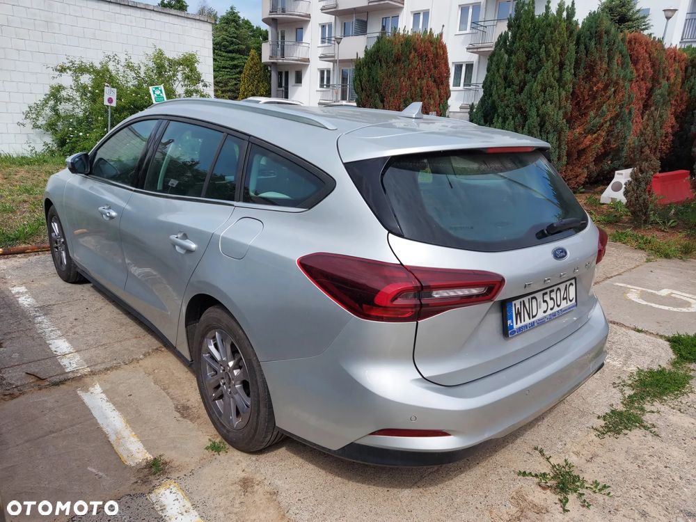 Ford Focus 1.0 EcoBoost Titanium - 5