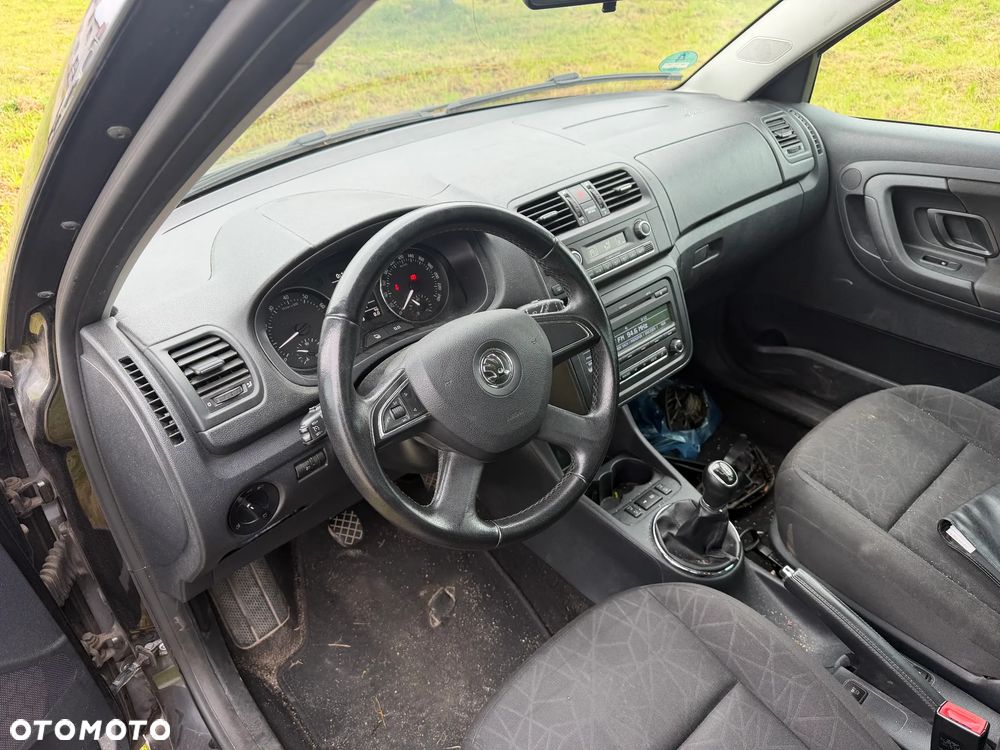 Skoda Fabia 1.2 TSI FAMILY Green tec - 10