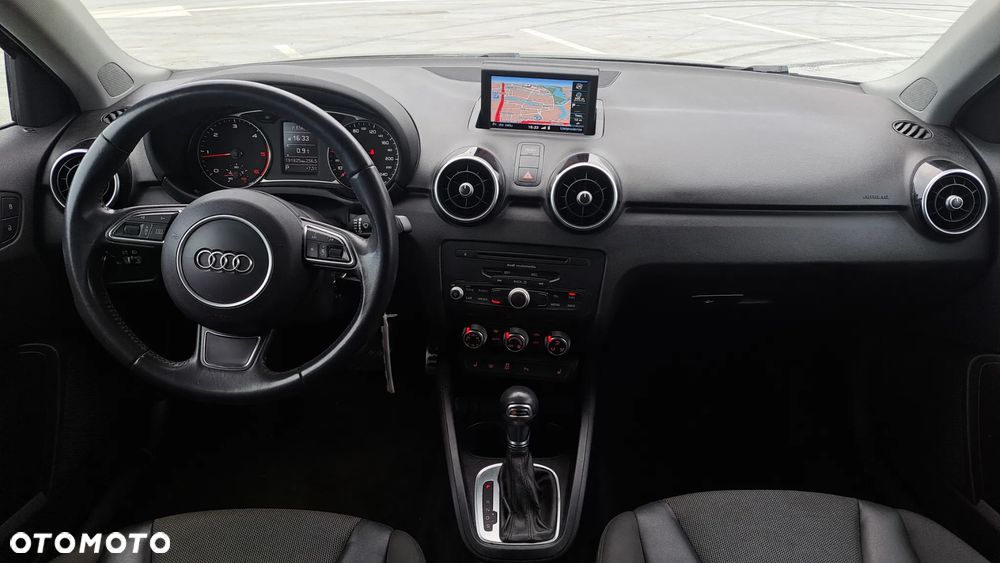 Audi A1 Sportback 1.6 TDI S tronic Attraction - 18
