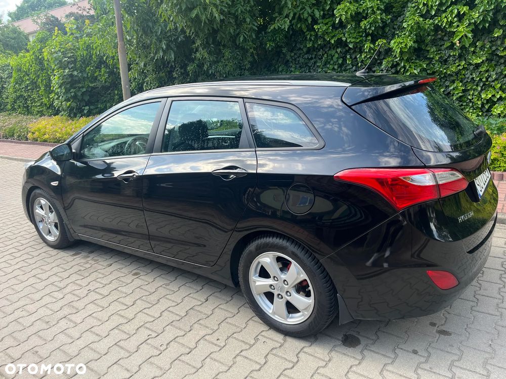 Hyundai i30 1.6 CRDi Comfort - 4