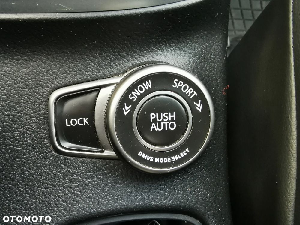 Suzuki SX4 S-Cross 1.6 Premium 4WD - 17